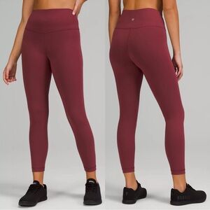 Lululemon Wunder Train High-Rise Tight 25”
Women’s Size 2